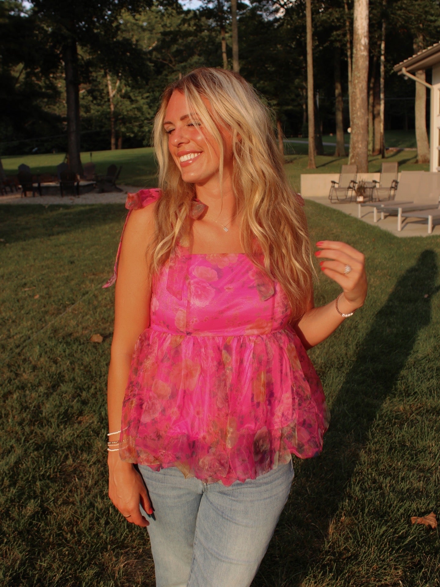 CARRIE BRADSHAW • Pink Tank