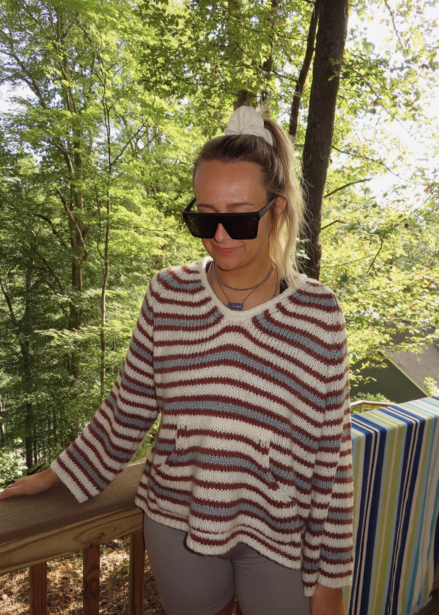 SHORE THING - Striped Pocket Pullover
