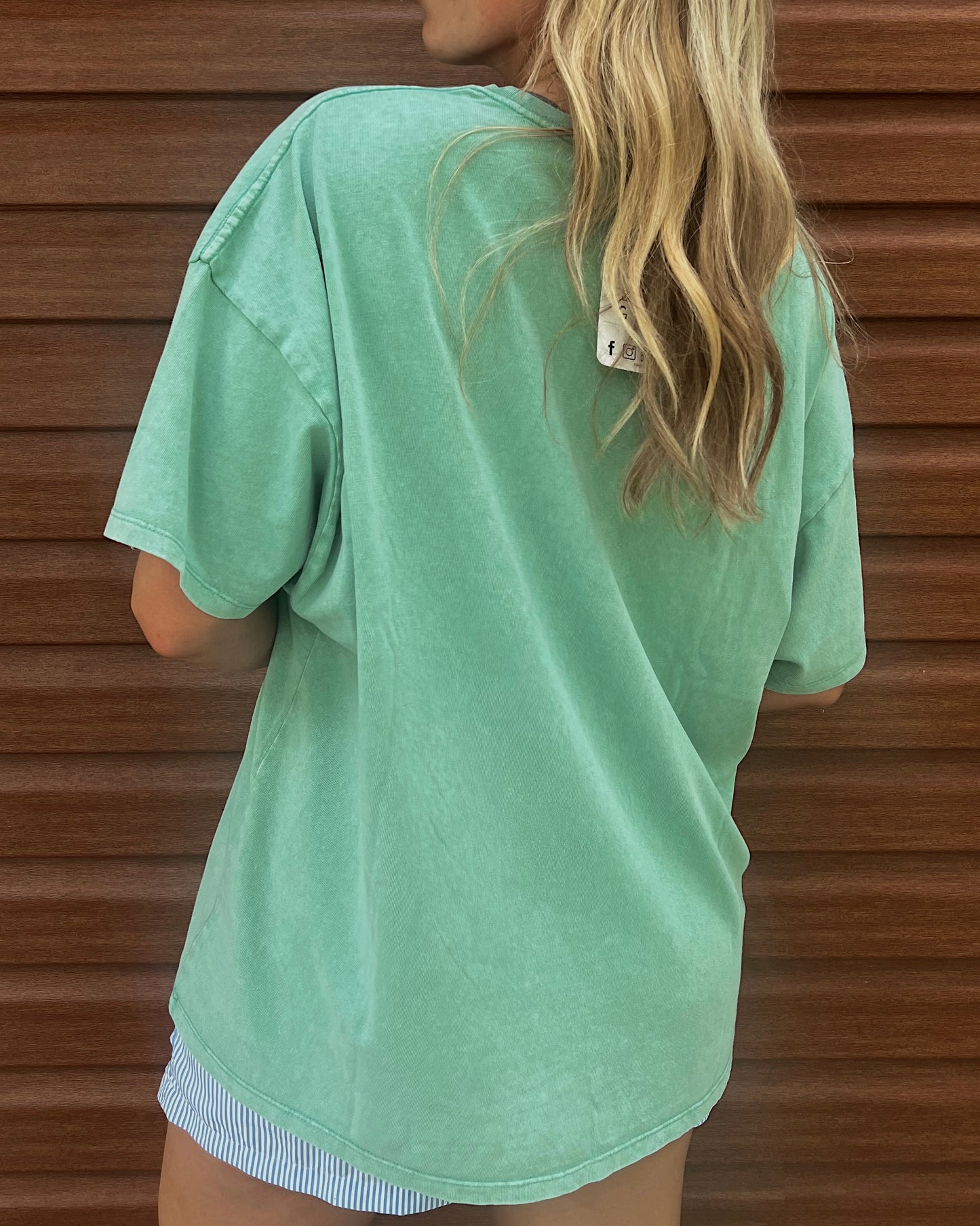 KIWI KISS - Mineral Wash Oversized Tee