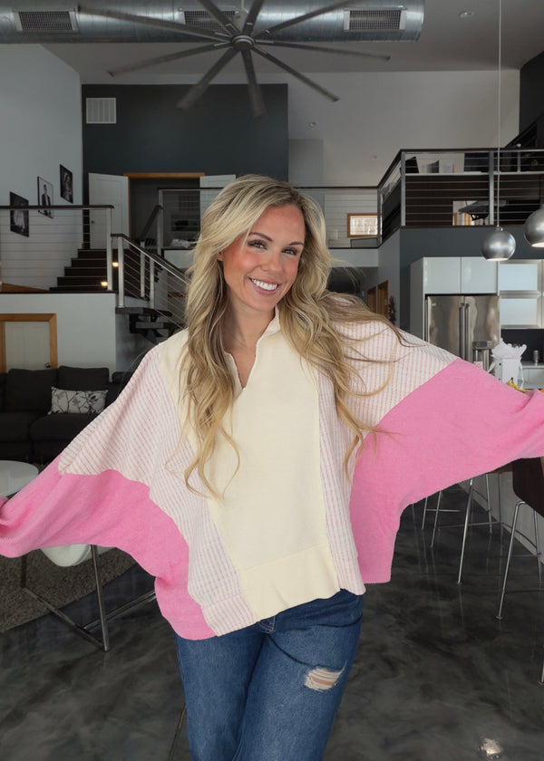 STRAWBERRY CREAM - Oversized Collared Pullover