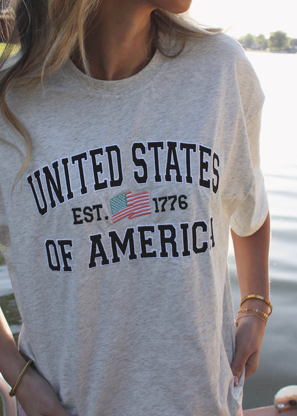 AMERICANA - Oversized Embroidered USA Tee