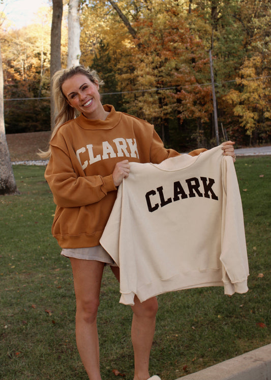 CLARK Mockneck - Pumpkin Spice Latte