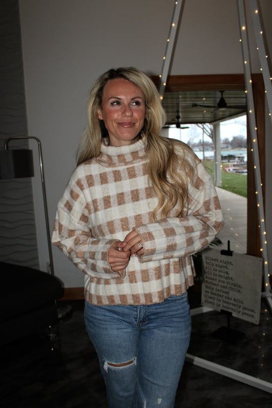 WINTER KNIT - Checkered Turtleneck Sweater