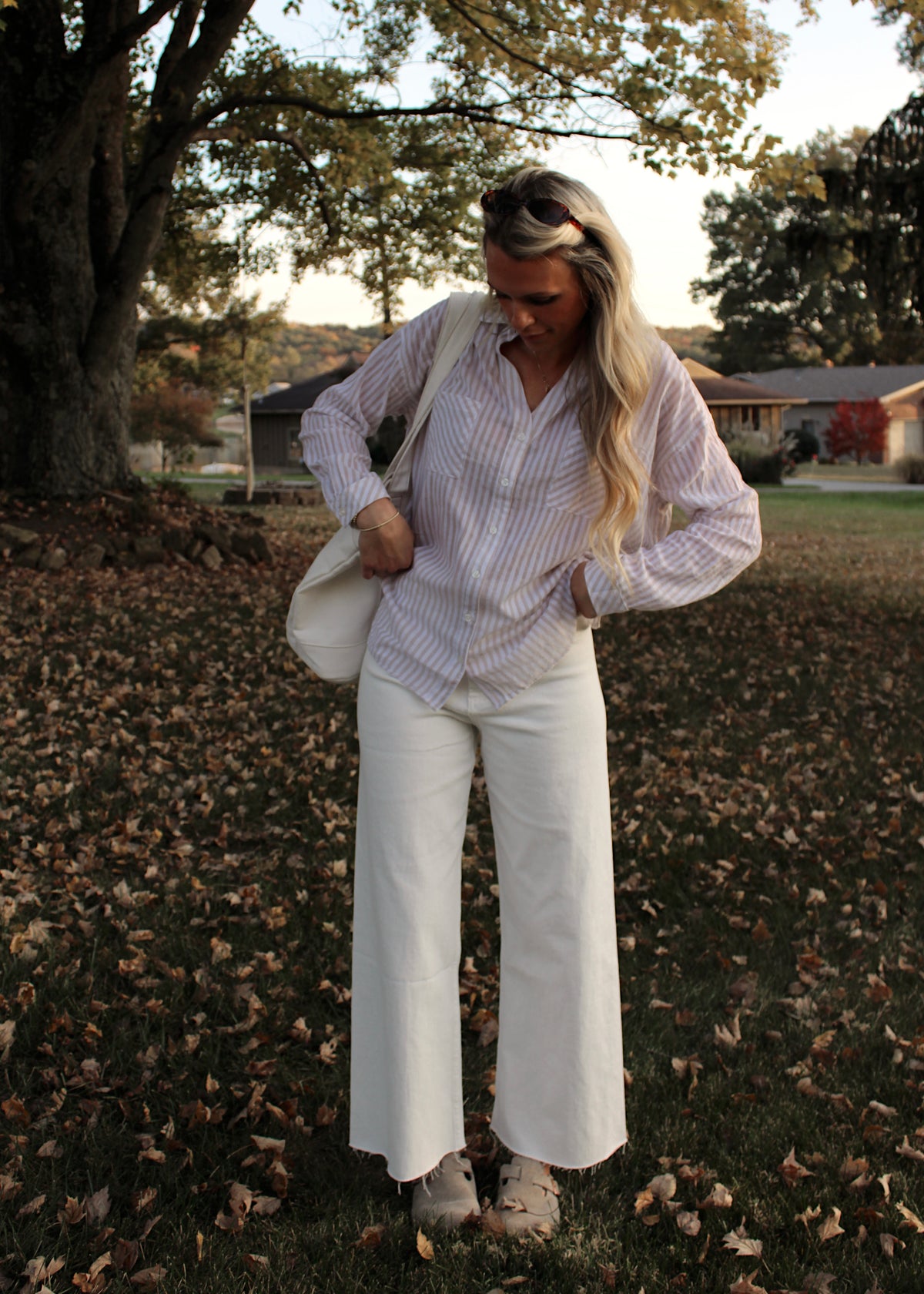 MORNING LAYERS - Beige Striped Button Down